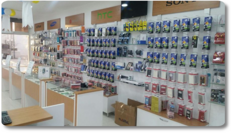Kenar gsm magaza dekorasyon  iletişim ve elektronik sektörüne 2000 yılından bu yana profesyonel olarak mağaza  dekorasyonu alanında hizmet vermektedir. Ürün gruplarımız içerisinde cep telefonu bankoları camlı vitrinler aksesuar panoları  ödeme bankoları satış tezgahları teşhir standları telefon kulubeleri ve komple telefoncu dekorasyonu uygulamaları bulunmaktadır. Bunun yanı sıra üretici firma olmanın avantajını da kullanarak sizin özel istek ve tasarımlarınıza da cevap vermekteyiz. 