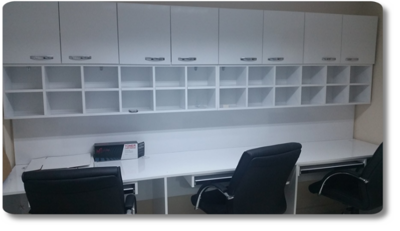 banko telefon bankoları cap telefonu tezgahları camlı banko vitrin aksesuar pano turkcell banko vodafone banko telefoncu dekoraston mağaza vitrinleri gsm bankoları