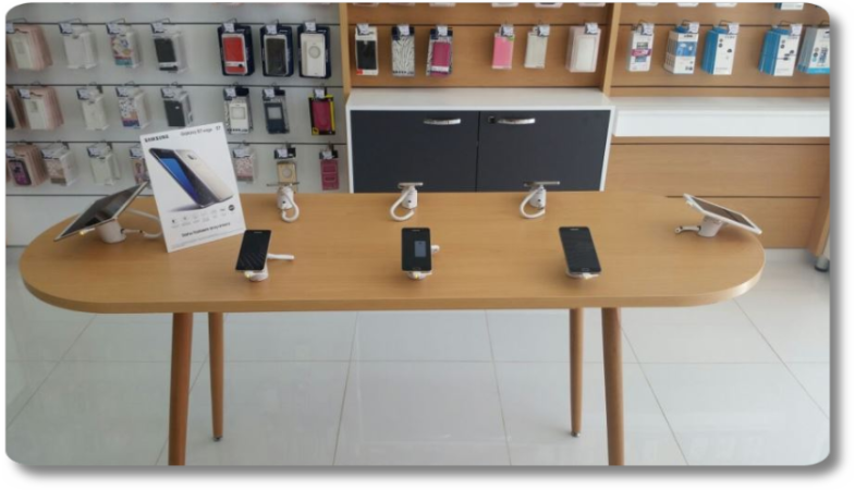 kenar-gsm-telefon-banko-tezgah-stand-stant-vitrin-aksesuar-pano-turkcell-vodafone-avea-silver-türktelekom-mağaza-standlari-telefon-magaza-deorasyonu